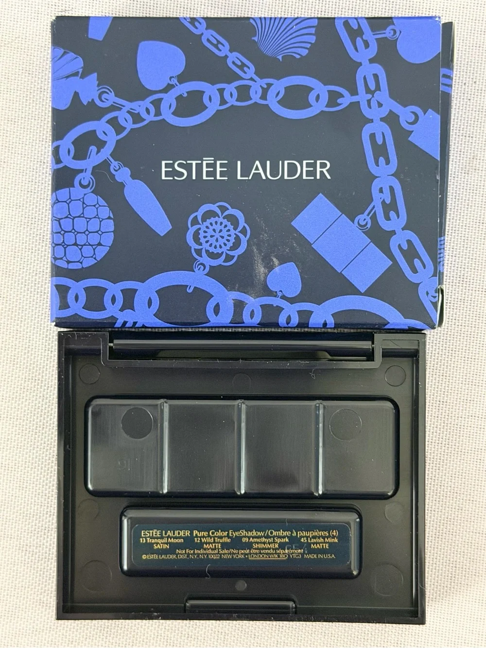 Estee Lauder Bundle of 3 Compact Eyeshadow Pallets with Mirrors (Neutral&Purples